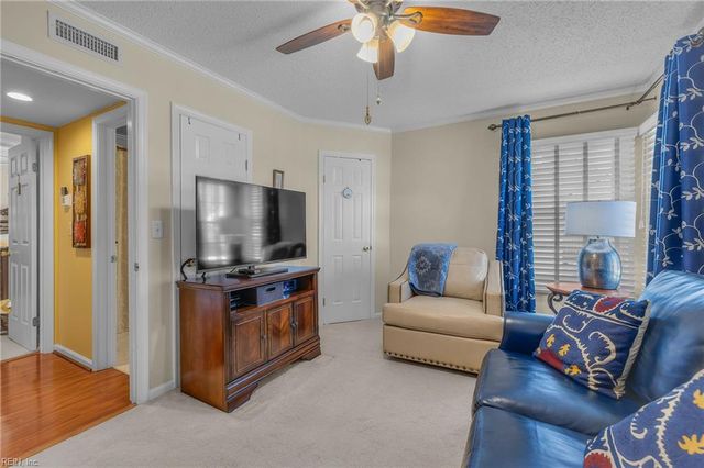 1605 Stone Moss Reach Apt D, Chesapeake, VA 23320