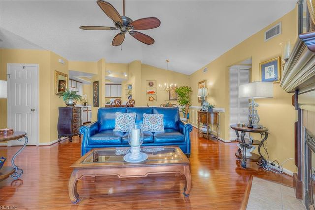 1605 Stone Moss Reach Apt D, Chesapeake, VA 23320