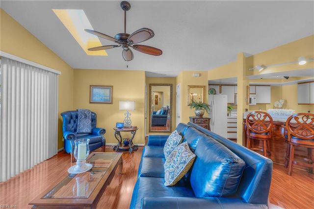 1605 Stone Moss Reach Apt D, Chesapeake, VA 23320