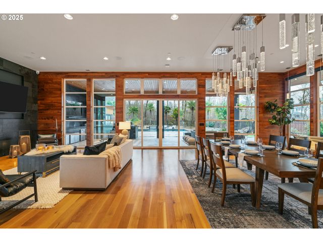 6730 Nw LONGBOW Ln, Camas, WA 98607