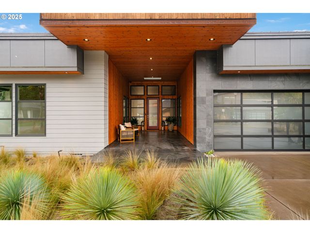 6730 Nw LONGBOW Ln, Camas, WA 98607