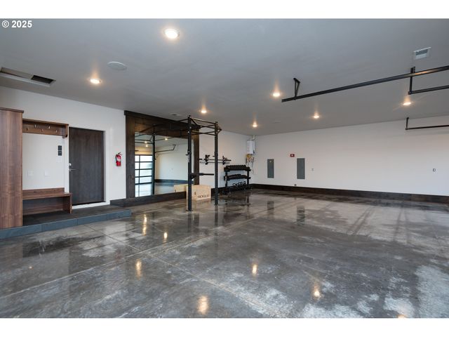 6730 Nw LONGBOW Ln, Camas, WA 98607