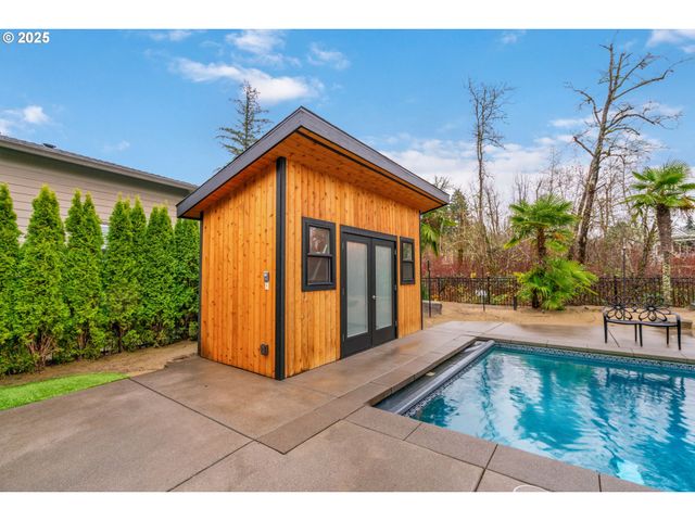 6730 Nw LONGBOW Ln, Camas, WA 98607