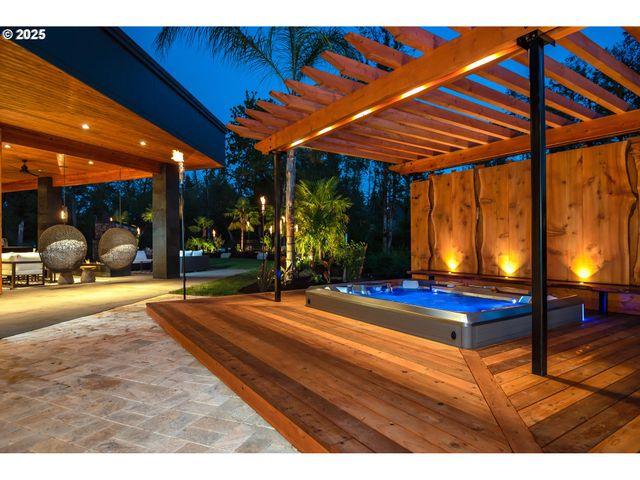 6730 Nw LONGBOW Ln, Camas, WA 98607