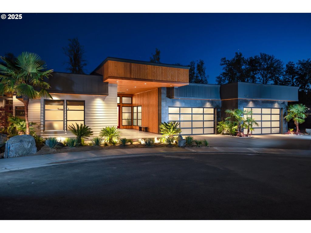 6730 Nw LONGBOW Ln, Camas, WA 98607