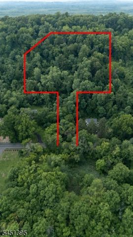 566 River Rd, Chatham Twp., NJ 07928