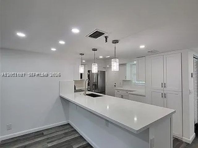 198 NW 67th St 301, Boca Raton, FL 33487