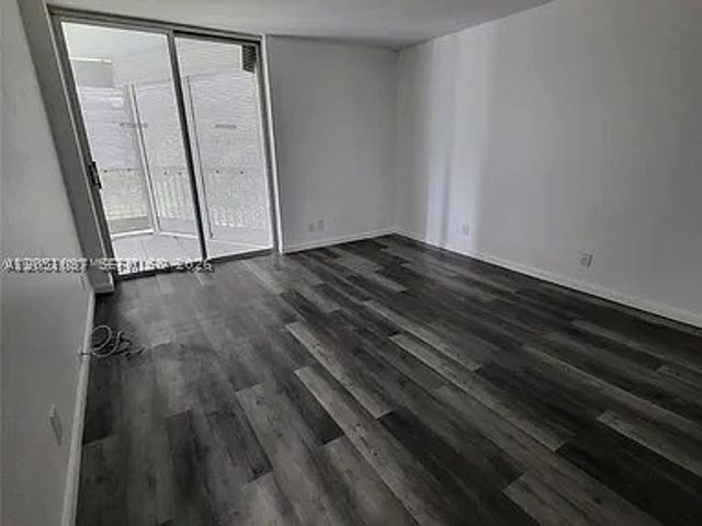 198 NW 67th St 301, Boca Raton, FL 33487