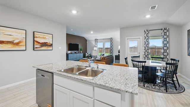 1637 CANSLER Drive, Denton, TX 76249