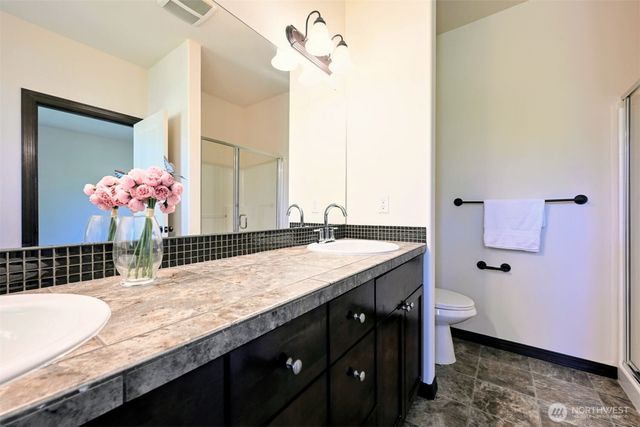 4411 172nd Place SW, Lynnwood, WA 98037