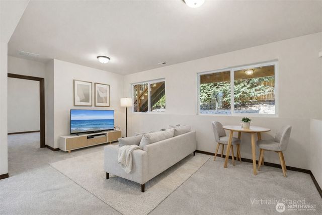 4411 172nd Place SW, Lynnwood, WA 98037
