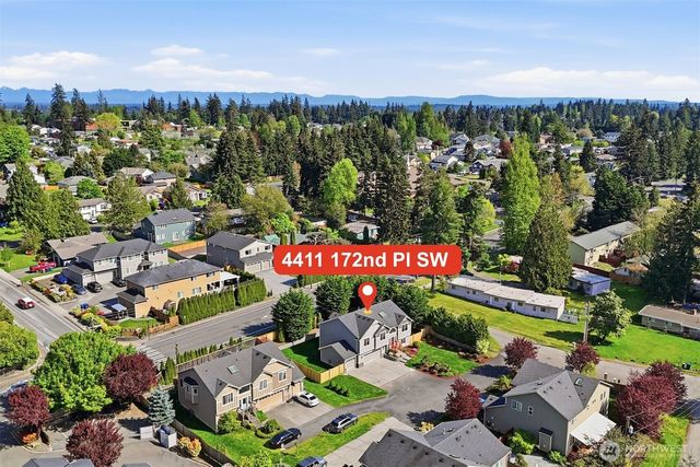 4411 172nd Place SW, Lynnwood, WA 98037