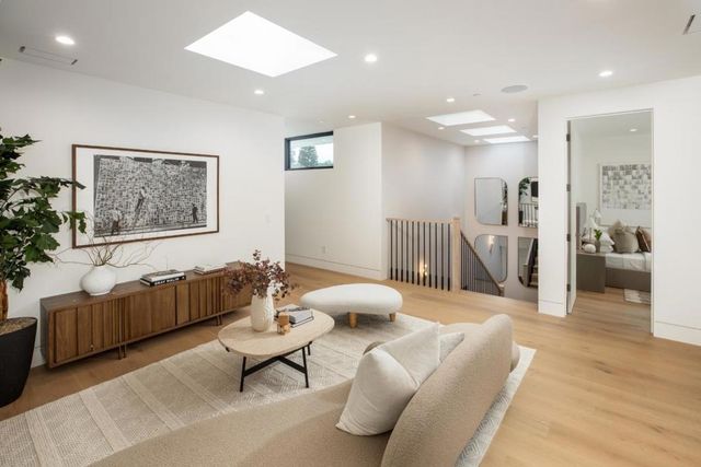 167 Almendral Avenue, Atherton, CA 94027