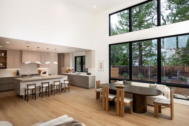 167 Almendral Avenue, Atherton, CA 94027