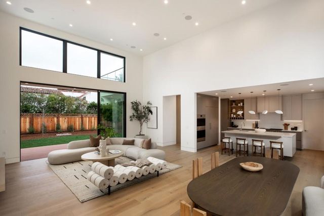 167 Almendral Avenue, Atherton, CA 94027