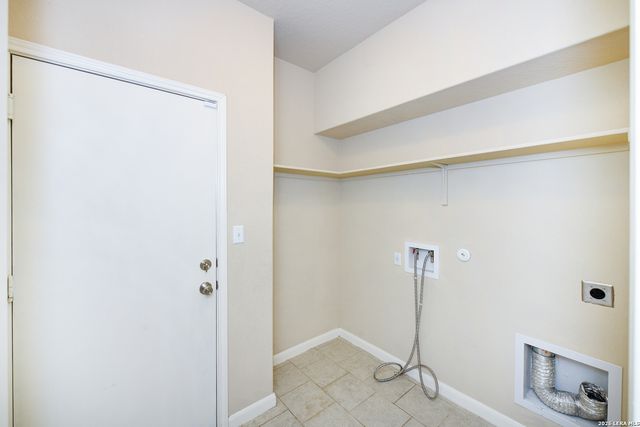 2037 Flintshire, New Braunfels, TX 78130