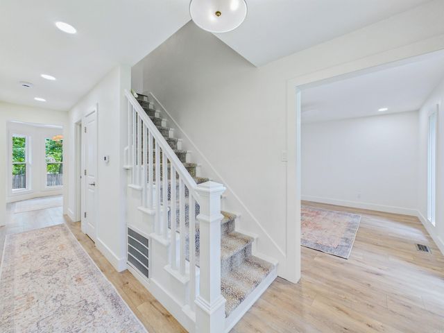 3301 N Rodney Parham Road, Little Rock, AR 72212