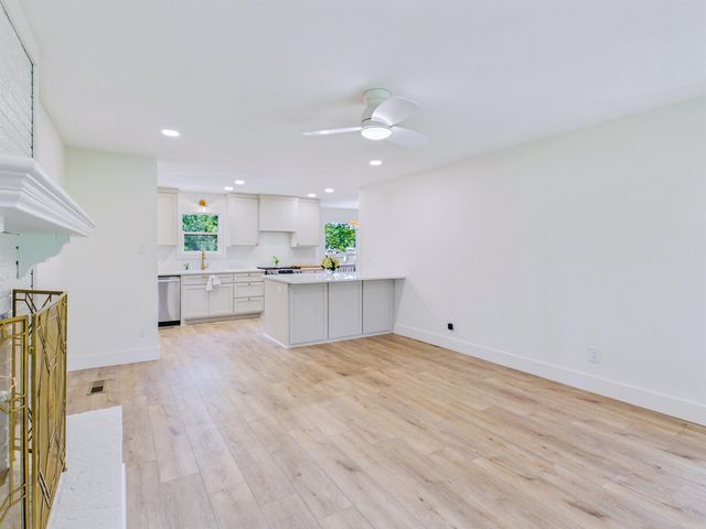 3301 N Rodney Parham Road, Little Rock, AR 72212