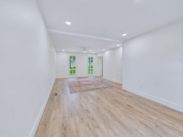 3301 N Rodney Parham Road, Little Rock, AR 72212