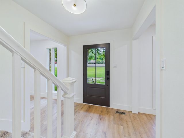 3301 N Rodney Parham Road, Little Rock, AR 72212