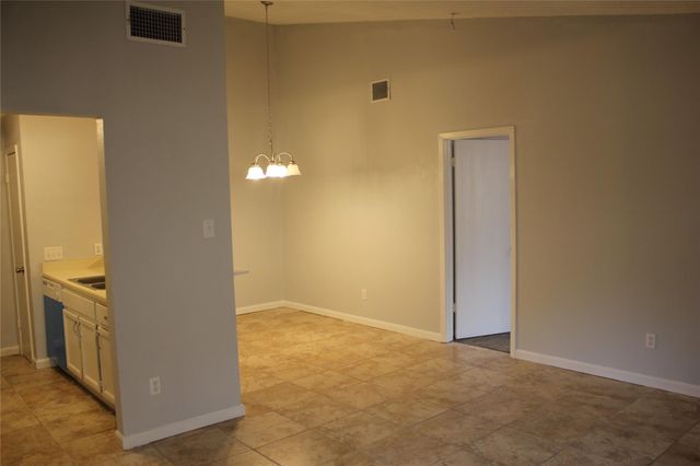 504 Sierra CV 504, Round Rock, TX 78664