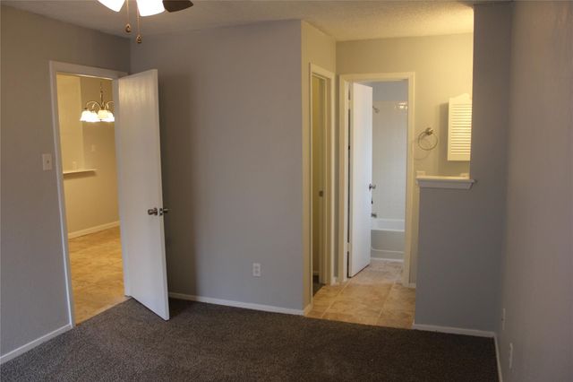 504 Sierra CV 504, Round Rock, TX 78664