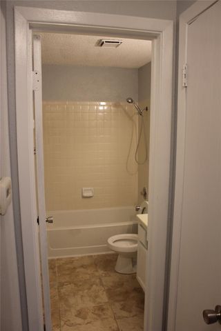 504 Sierra CV 504, Round Rock, TX 78664