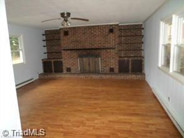 125 Florida Avenue, Mount Airy, NC 27030