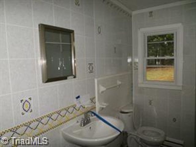 125 Florida Avenue, Mount Airy, NC 27030