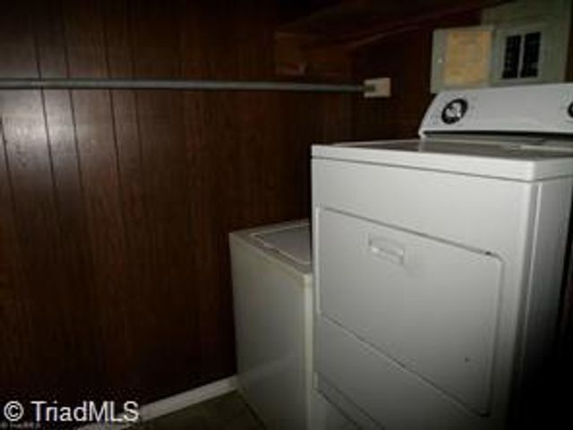 125 Florida Avenue, Mount Airy, NC 27030