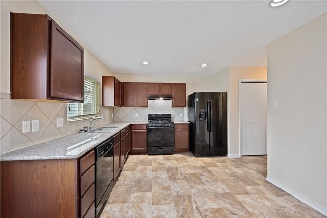 1026 Carolina Wren Circle, Houston, TX 77073