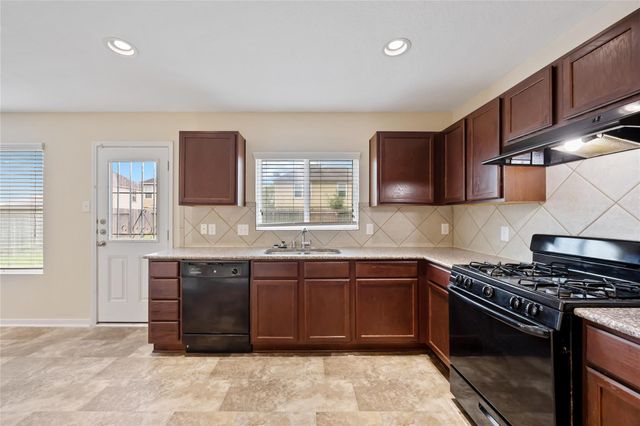 1026 Carolina Wren Circle, Houston, TX 77073