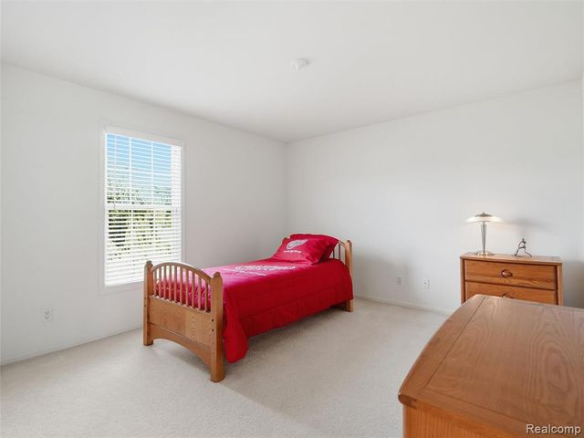5631 Skye Court, Rochester, MI 48306