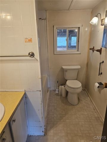 8137 Grant Avenue Road, Sennett, NY 13166