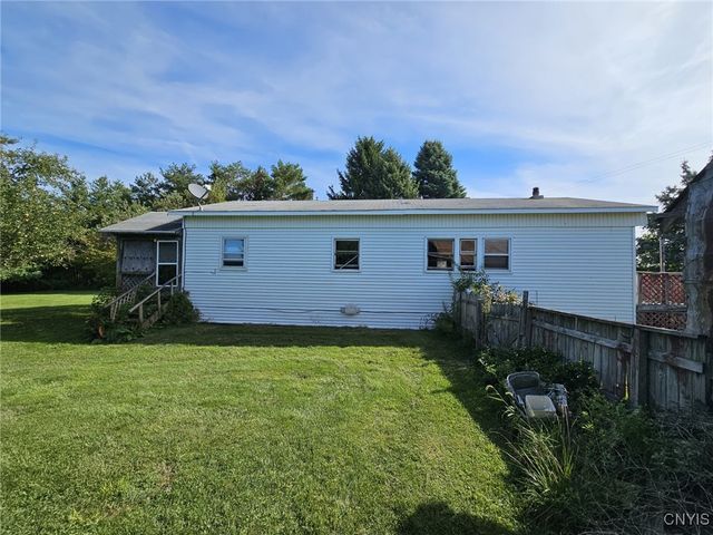 8137 Grant Avenue Road, Sennett, NY 13166