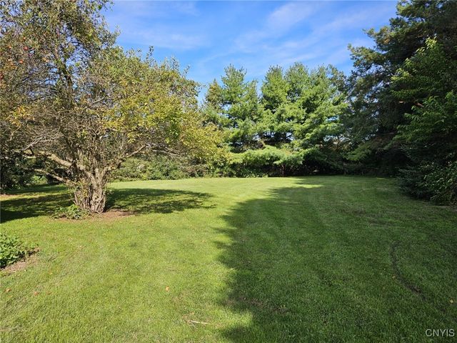 8137 Grant Avenue Road, Sennett, NY 13166