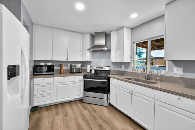 32228 Wells Fargo, Thousand Palms, CA 92276