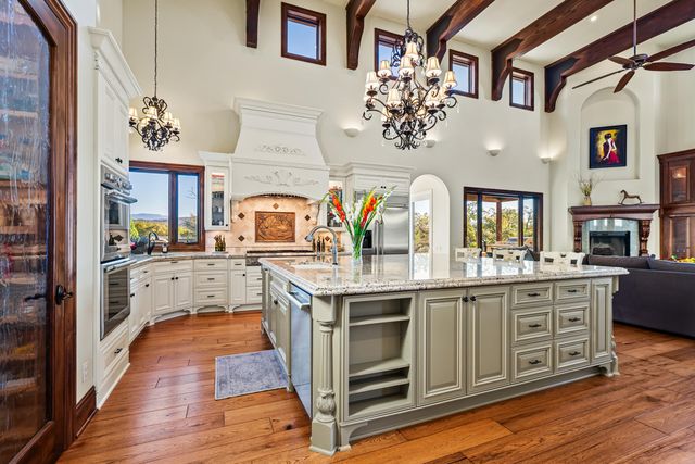 766 Meridian Road, Eagle Point, OR 97524