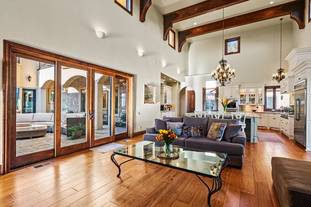 766 Meridian Road, Eagle Point, OR 97524