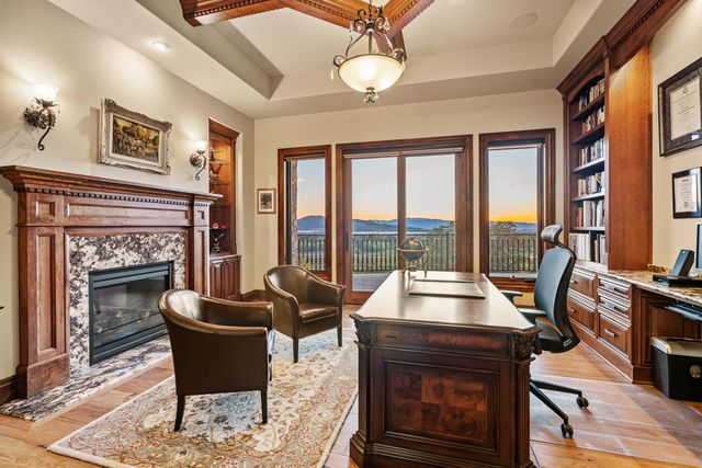 766 Meridian Road, Eagle Point, OR 97524