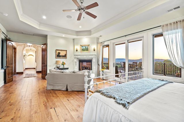 766 Meridian Road, Eagle Point, OR 97524