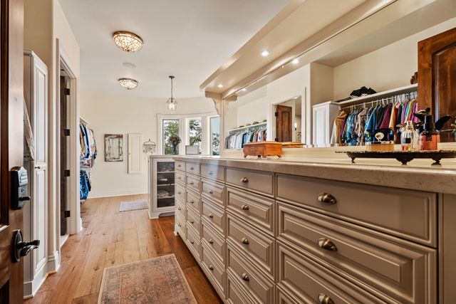 766 Meridian Road, Eagle Point, OR 97524