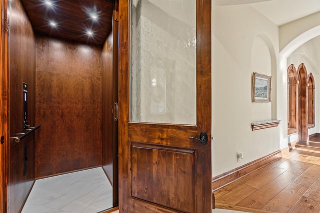 766 Meridian Road, Eagle Point, OR 97524