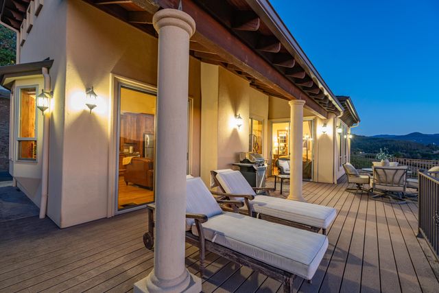 766 Meridian Road, Eagle Point, OR 97524