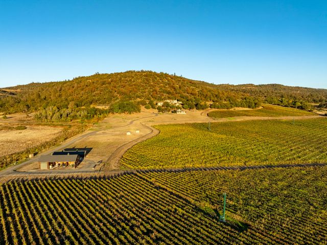 766 Meridian Road, Eagle Point, OR 97524