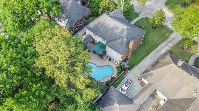 3319 Woodland View Drive, Houston, TX 77345