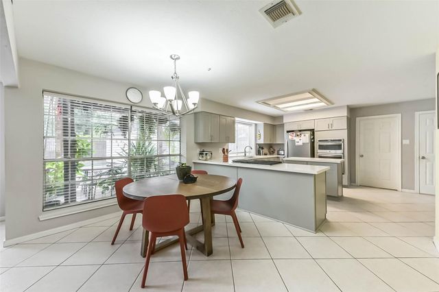 3319 Woodland View Drive, Houston, TX 77345