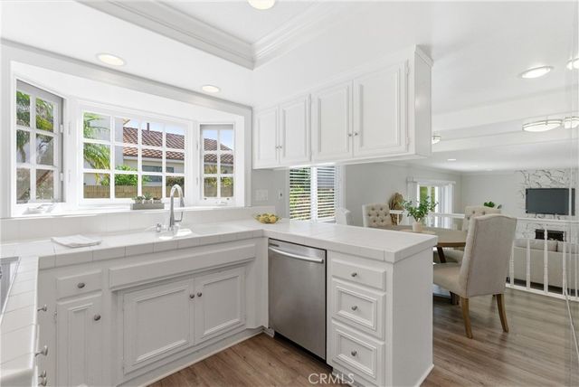 6862 Defiance Drive, Huntington Beach, CA 92647