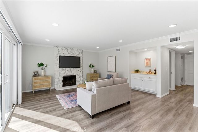 6862 Defiance Drive, Huntington Beach, CA 92647