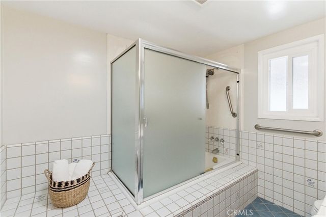 6862 Defiance Drive, Huntington Beach, CA 92647